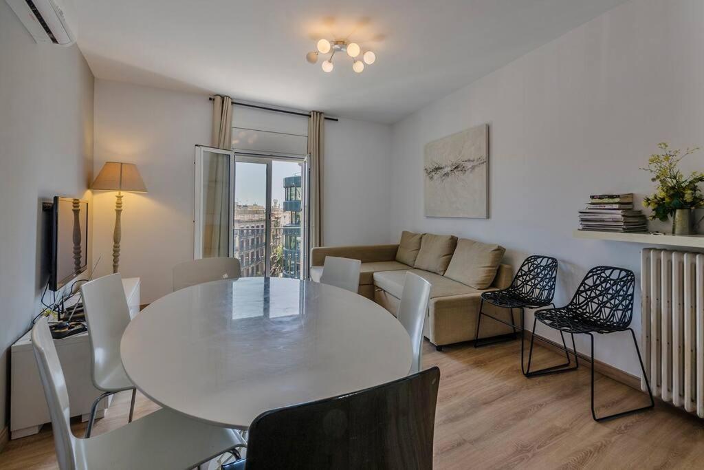 Canela Homes Barcelona Balmes ภายนอก รูปภาพ