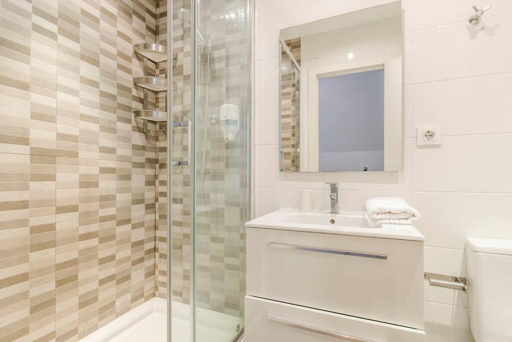Canela Homes Barcelona Balmes ภายนอก รูปภาพ
